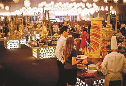 دبي في رمضان عروض رمضانية تجذب الأجانب